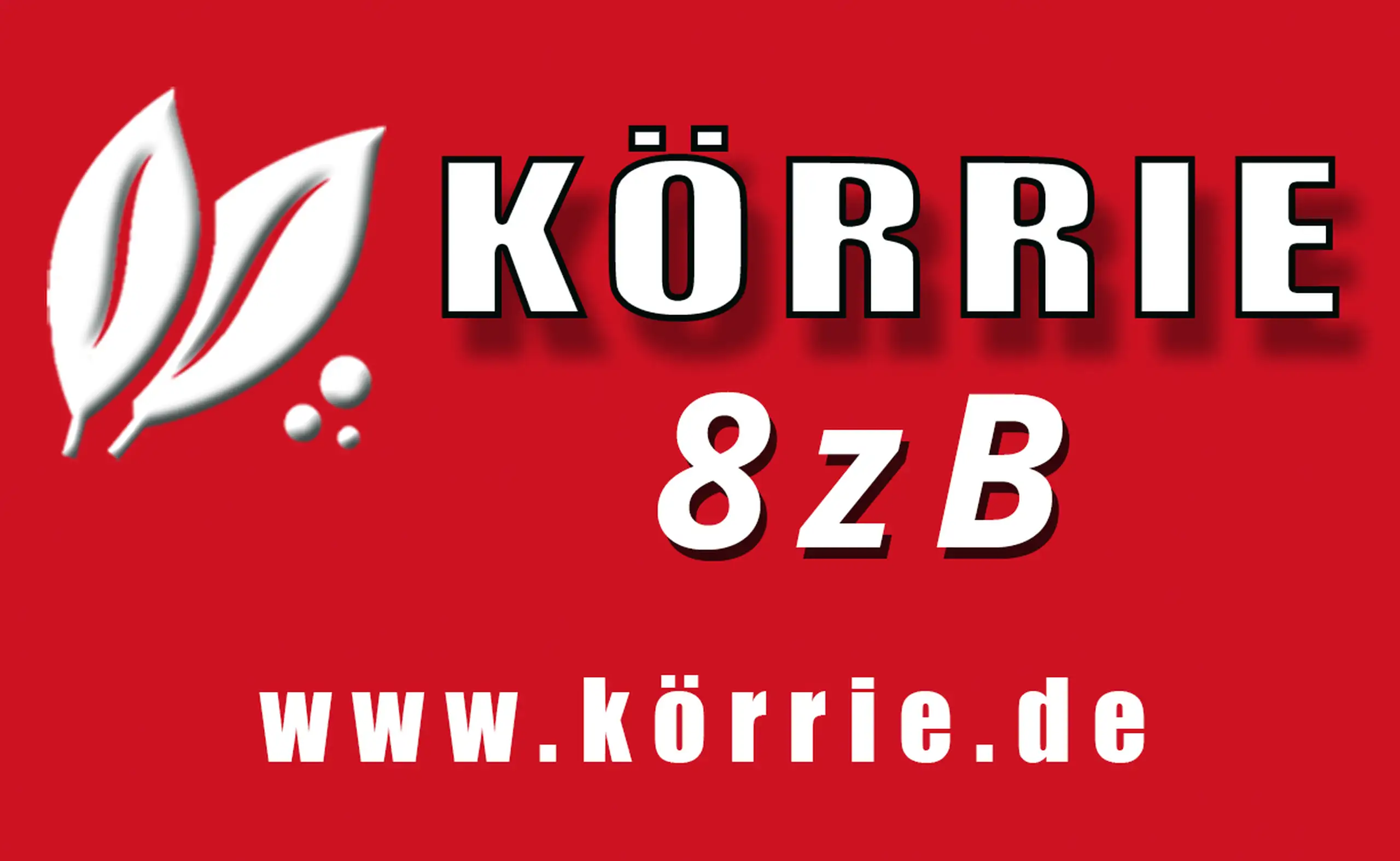Vorlagegrafik des Etiketts für Körrie 8zB: Eine leuchtend rote Vorlagegrafik als Ansicht des Etiketts, mit weißem Blatt-Logo, dem prominenten Produktnamen "KÖRRIE 8zB" in fetter Typografie und der Website www.körrie.de, die den Markenclaim für ehrliche Ge